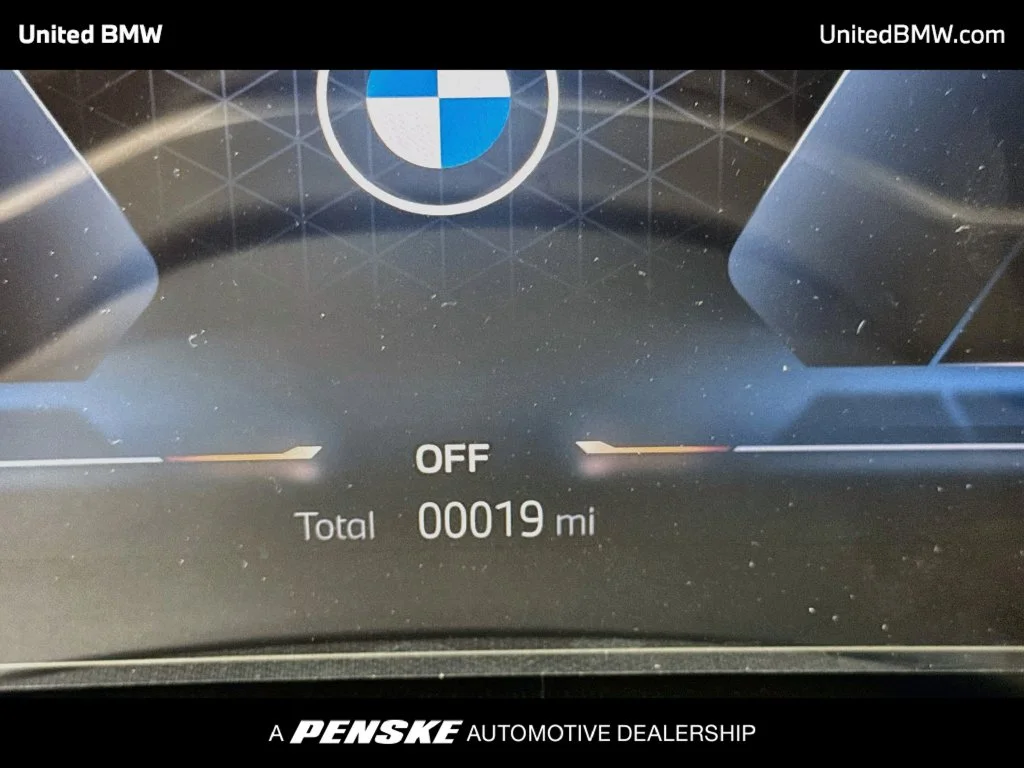 New 2027 Mineral White Metallic BMW 530i image 14