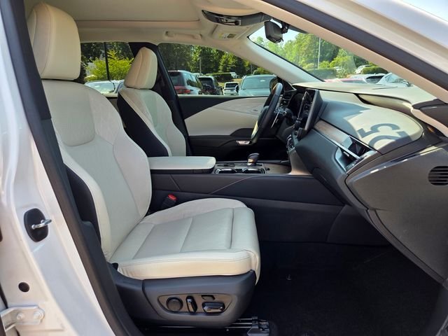 Certified Used 2025 EMINENT WHITE PEARL Lexus 350 Luxury image 19