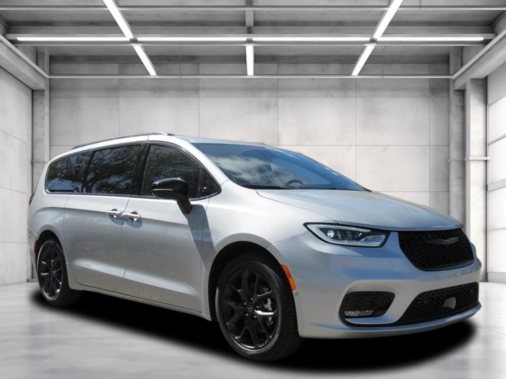 2026 Chrysler Pacifica