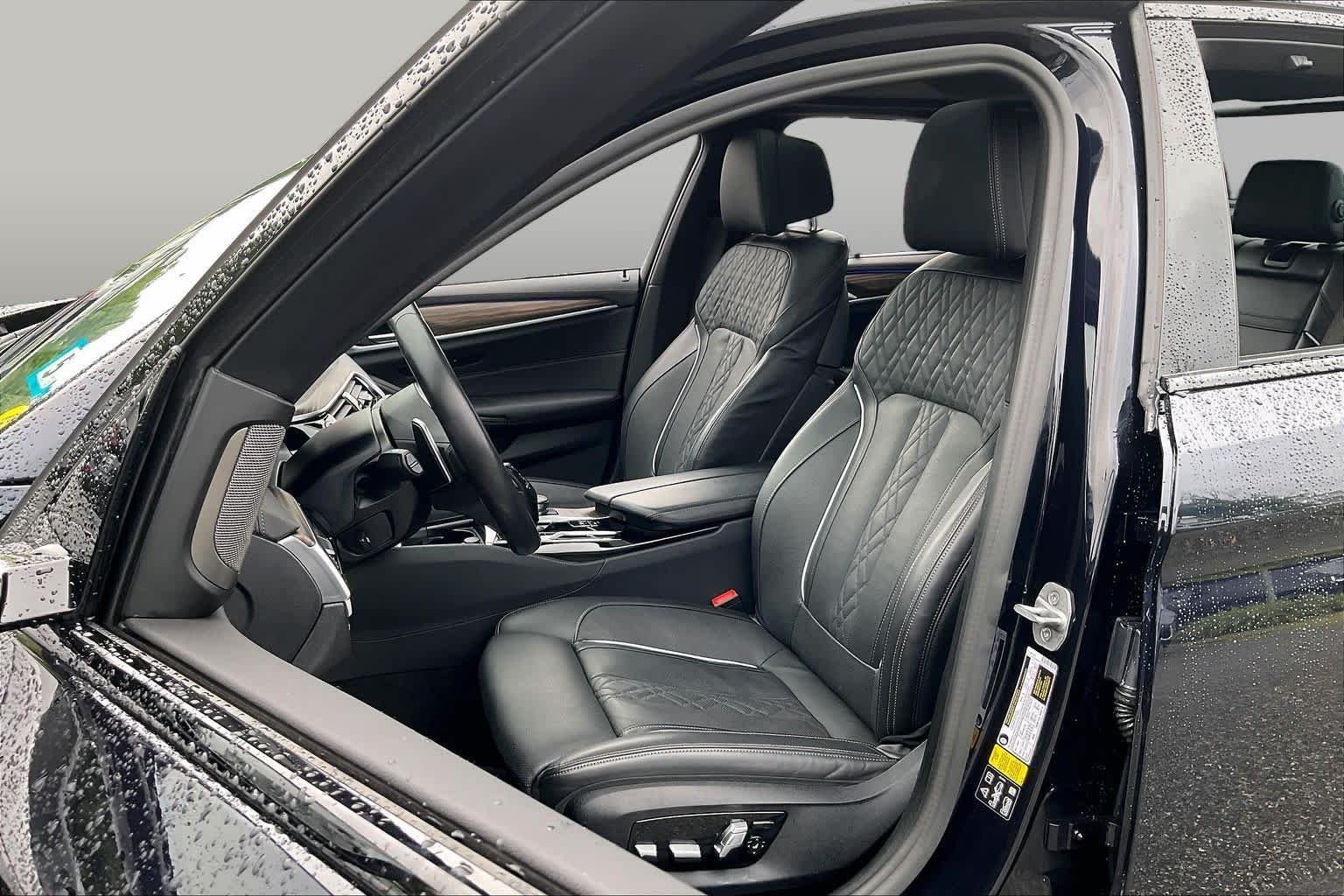 Pre-Owned 2023 BMW 540i 540i XDrive