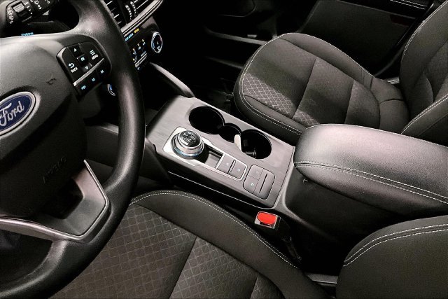 Used 2025 Oxford White Ford Active image 16
