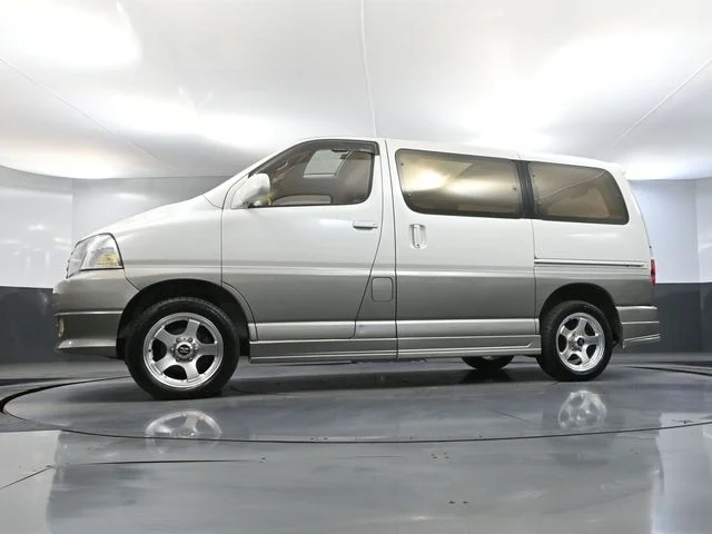 Used 1999 White Toyota Limited image 46