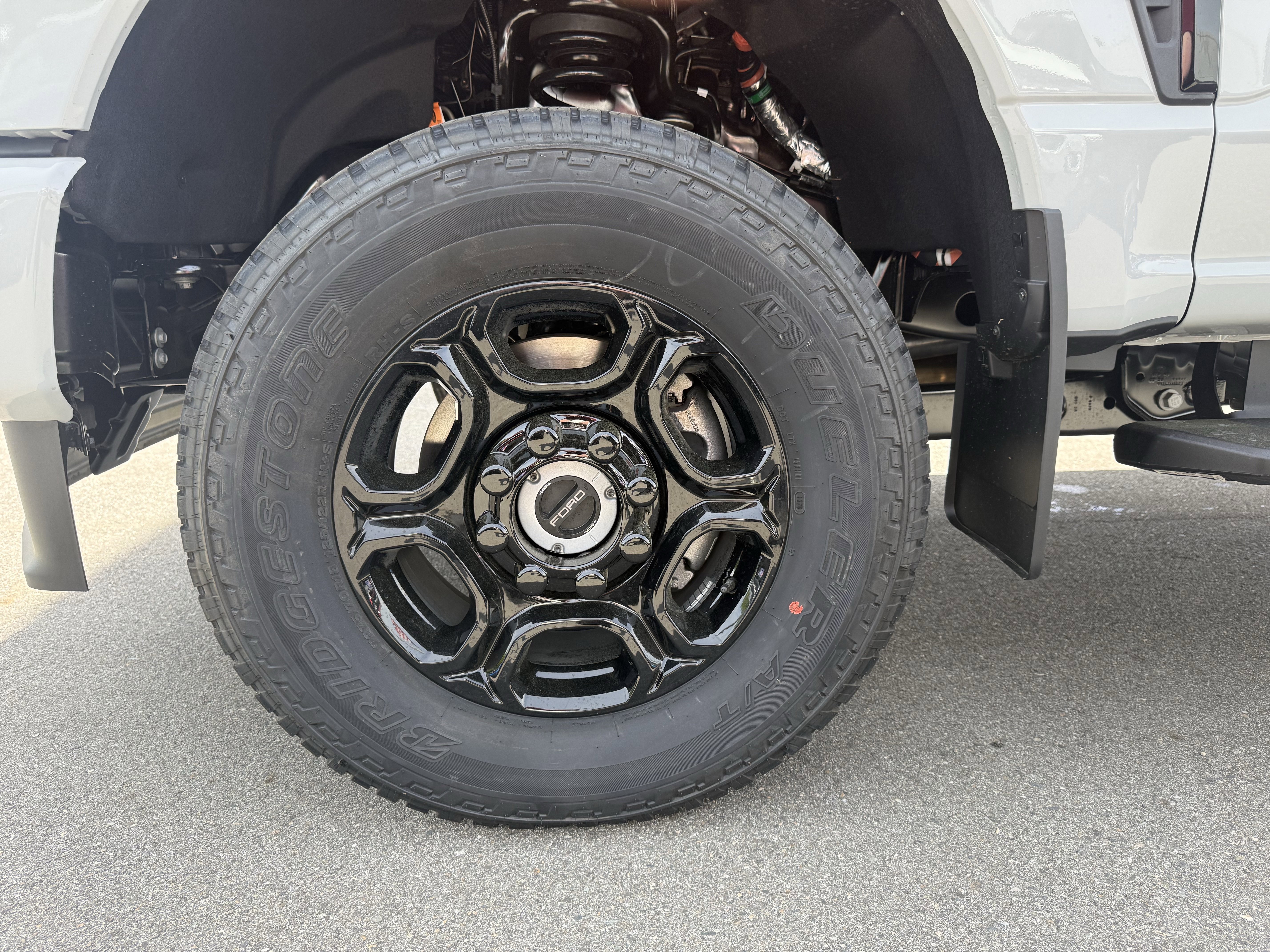New 2026 Avalanche Ford F-350® XL image 14