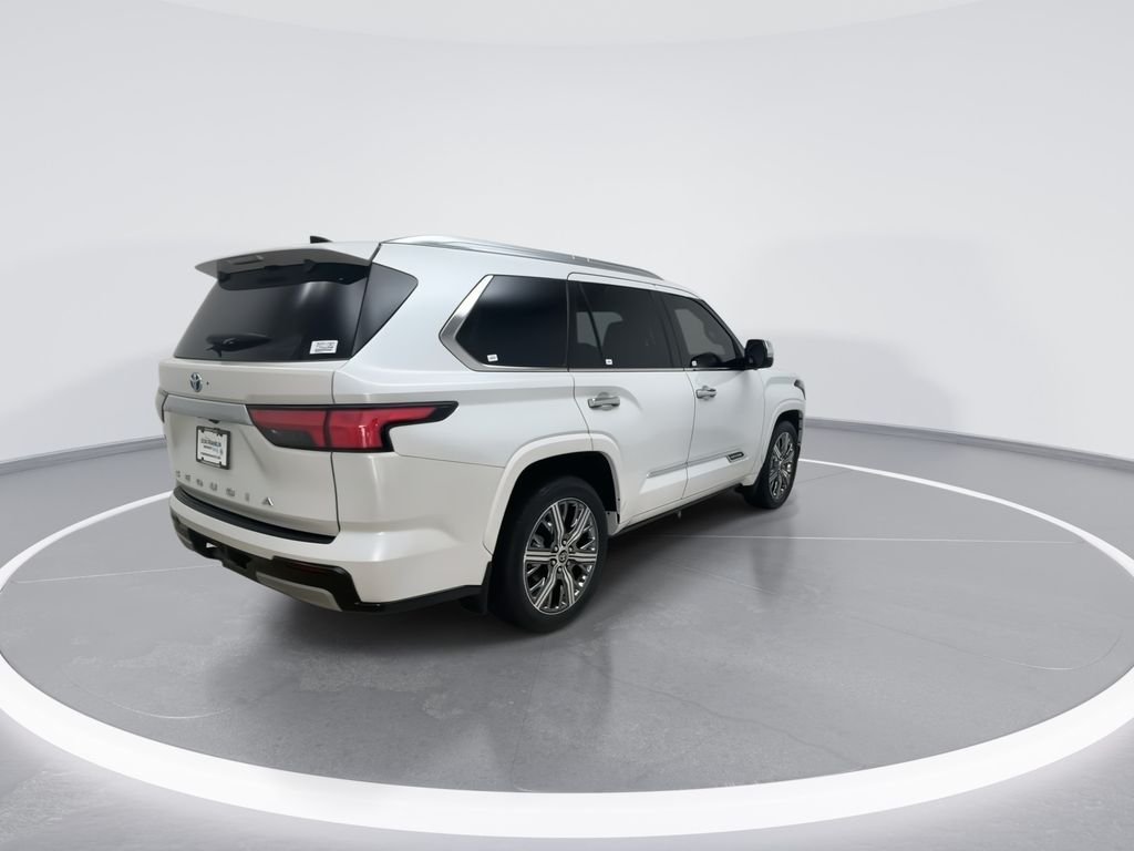 Used 2023 Beige Toyota Capstone image 9