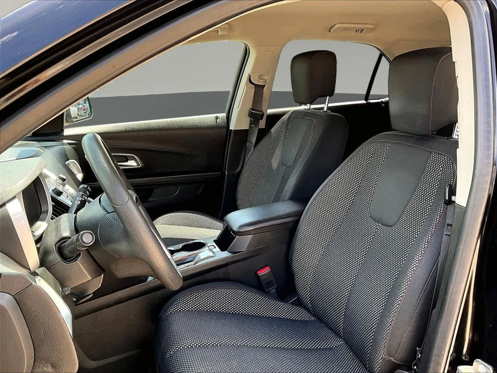 Used 2016 Black Chevrolet LT image 24