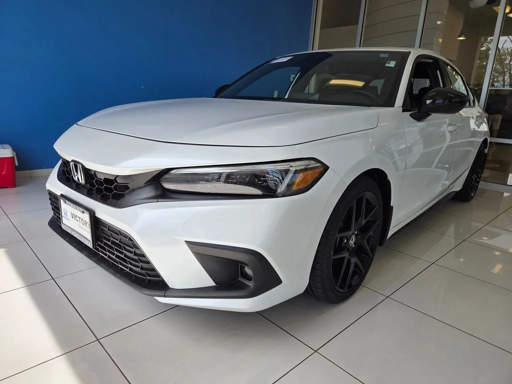 2023 Honda Civic Sport CVT's photo