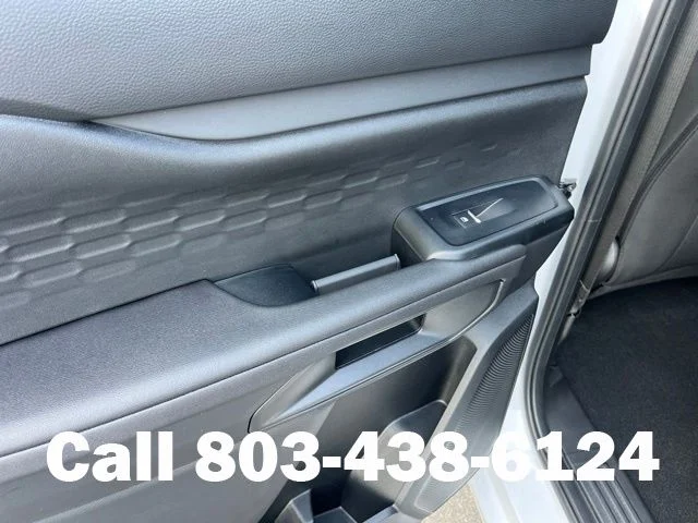 New 2026 Oxford White Ford XL image 13