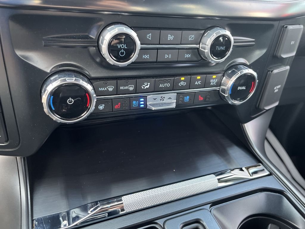 Used 2024 Black Ford Lariat image 19