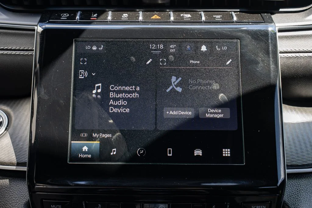 Used 2024 Black Jeep Altitude X image 17