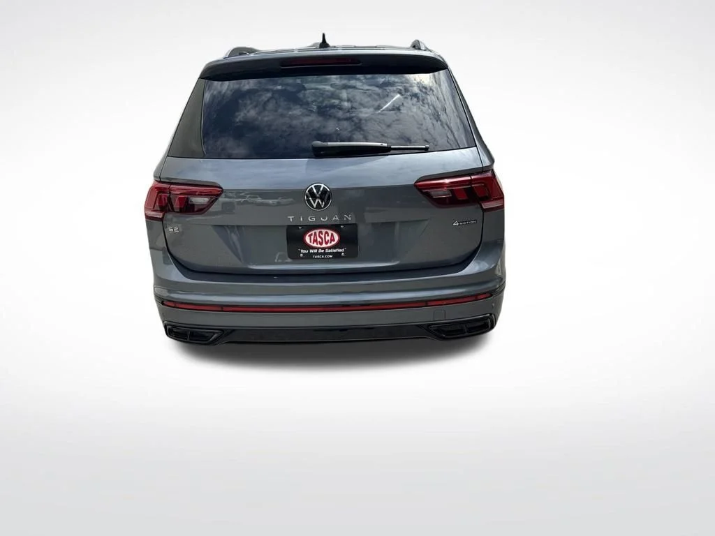 Used 2022  Volkswagen 2.0T SE R-Line Black image 9