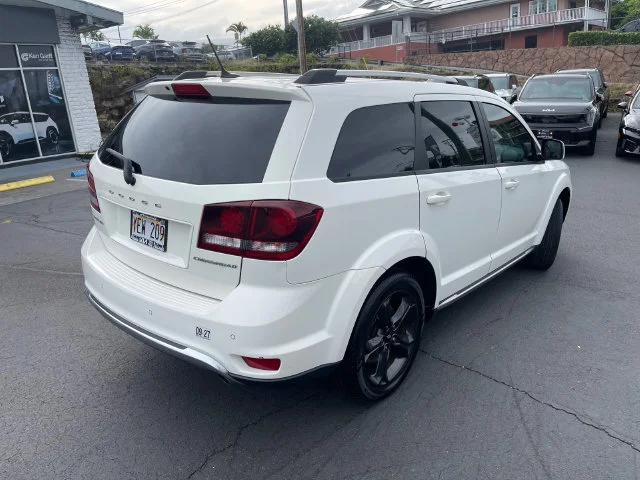 Used 2018 White Dodge Crossroad image 6