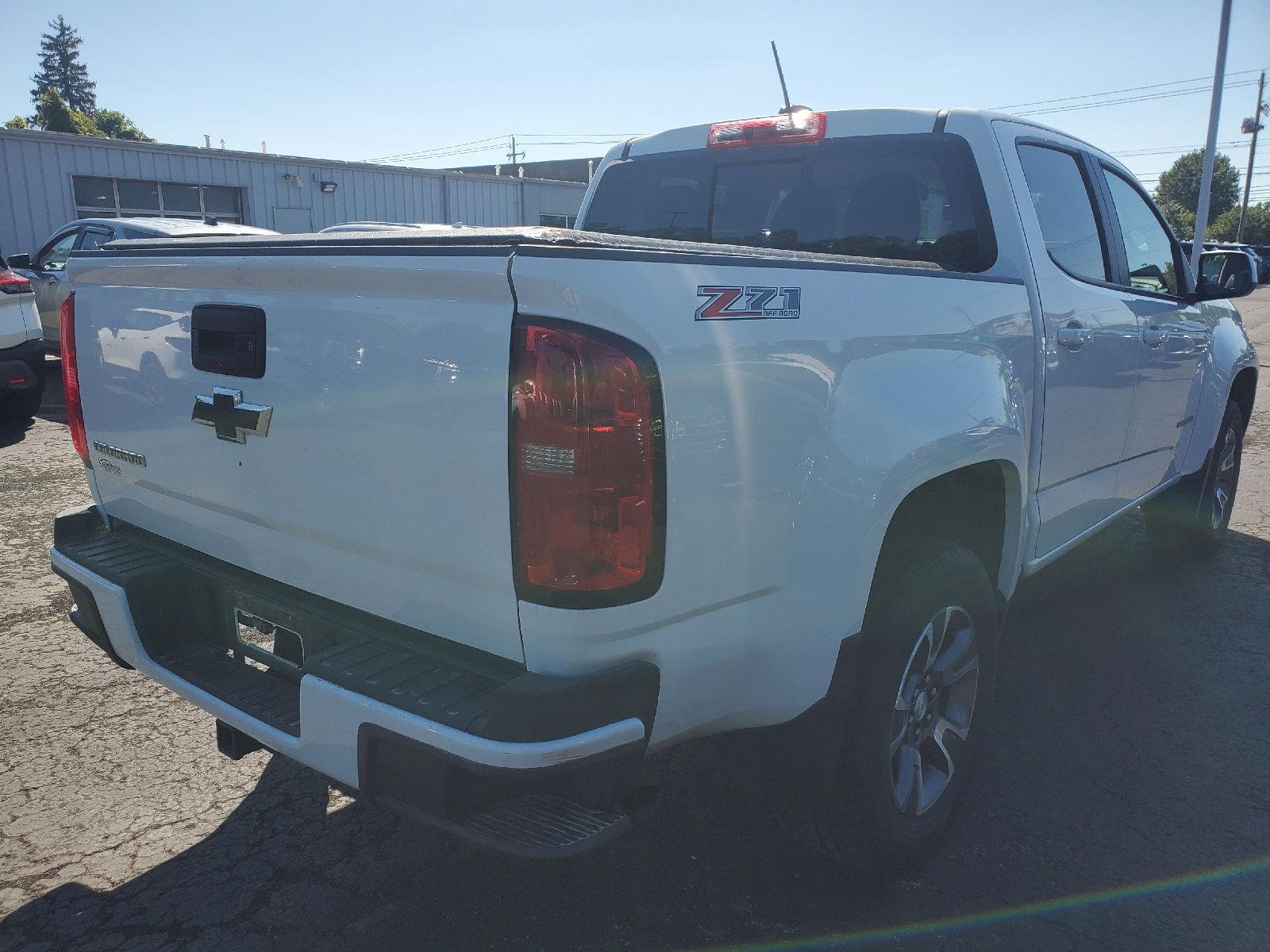 Used 2016 Summit White Chevrolet 4WD Z71 image 2