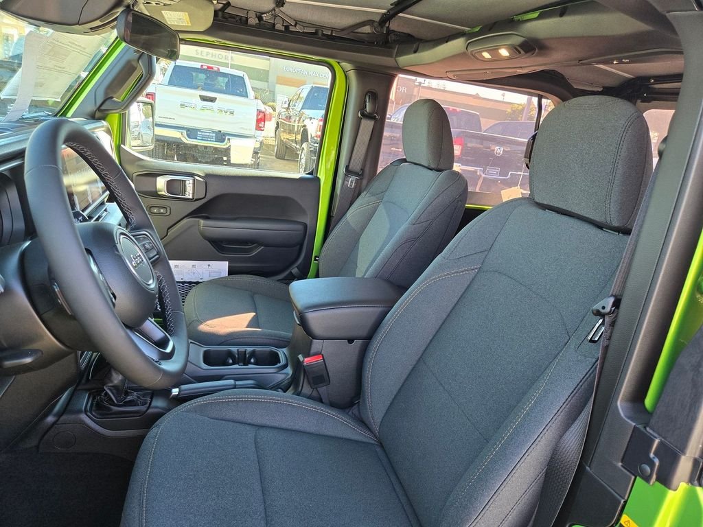 New 2026 Mojito Clearcoat Jeep Sport S image 6