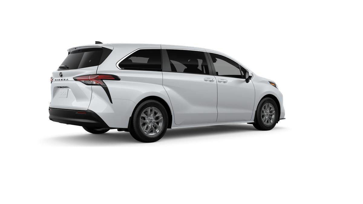 New 2026 Ice Cap Toyota LE image 32