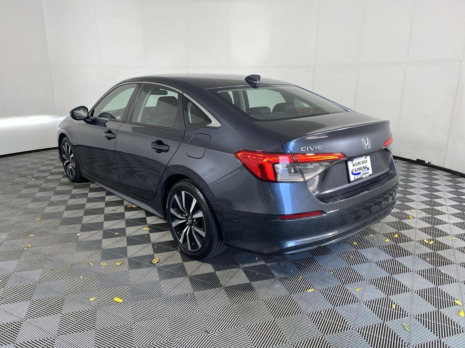 Certified Used 2024 Meteorite Gray Metallic Honda EX image 5