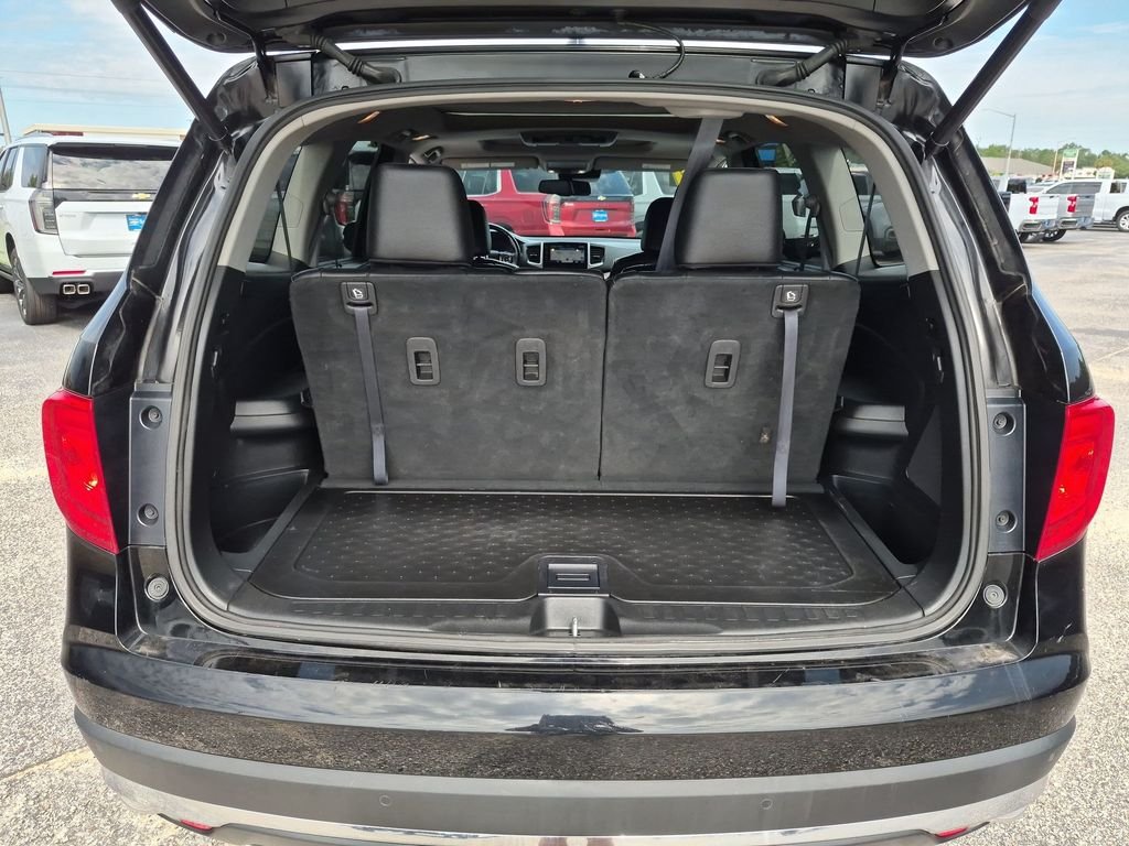 Used 2017  Honda Elite image 31