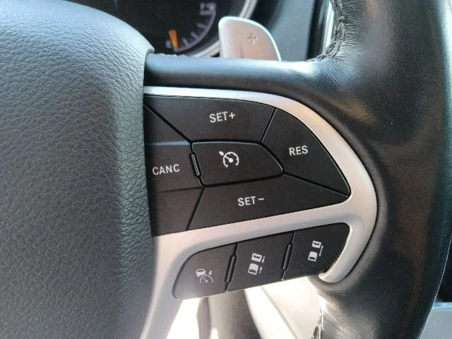 Used 2020 Black Jeep Summit image 20