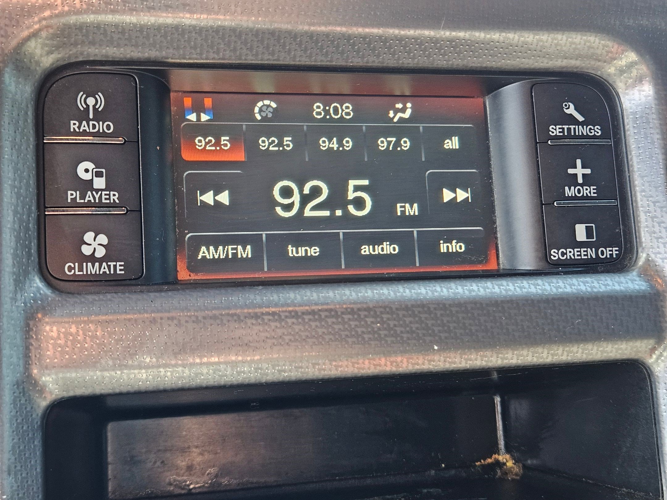 Used 2012 Pitch Black Dodge SE image 22