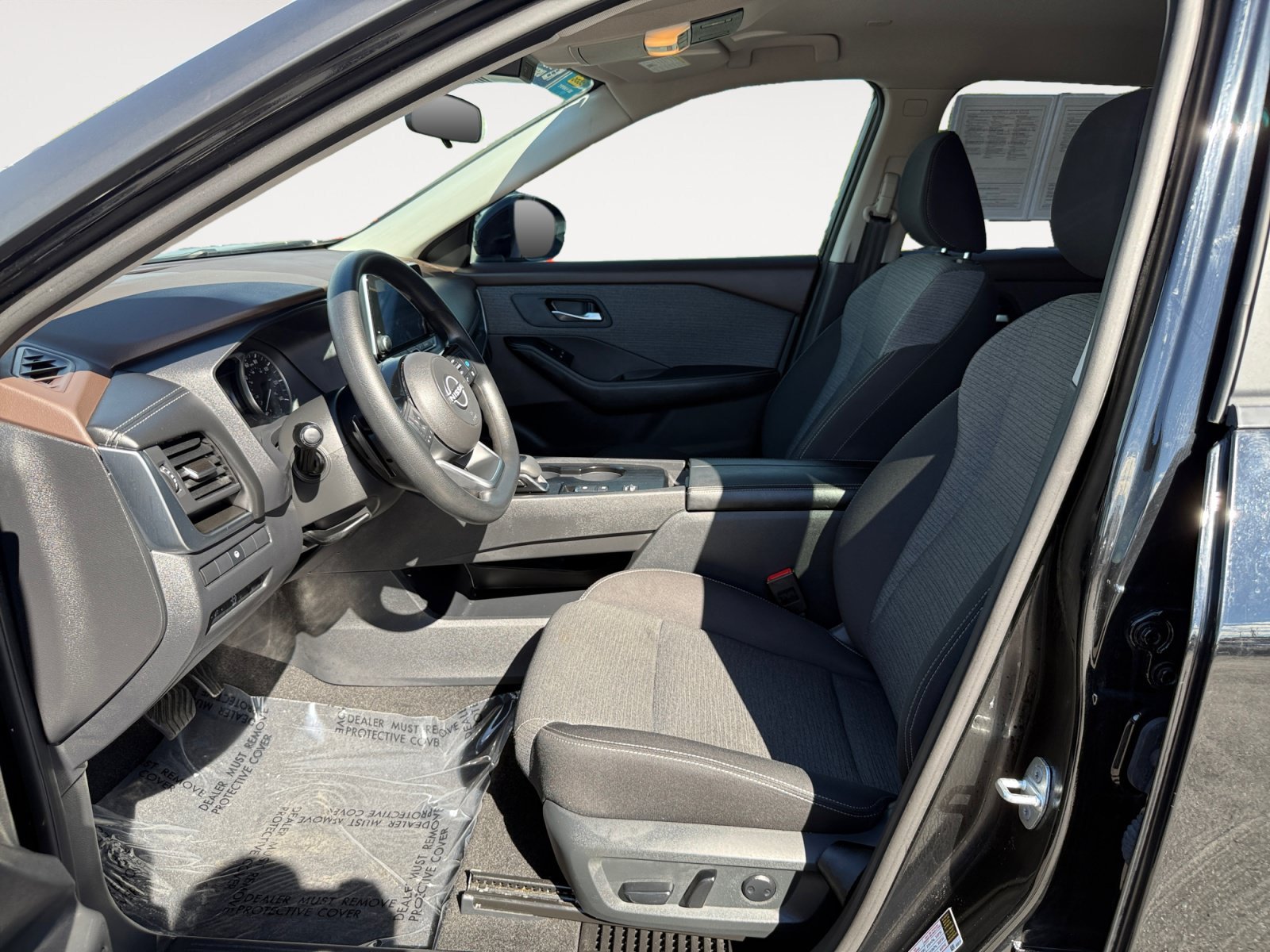 Used 2023 Super Black Nissan SV image 10