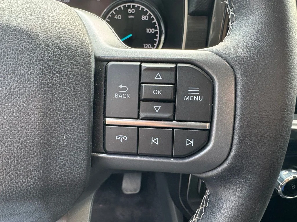 Used 2023 Avalanche Ford XLT image 17