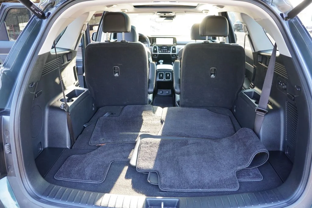 Used 2023 Aruba Green Kia X-Line EX image 21