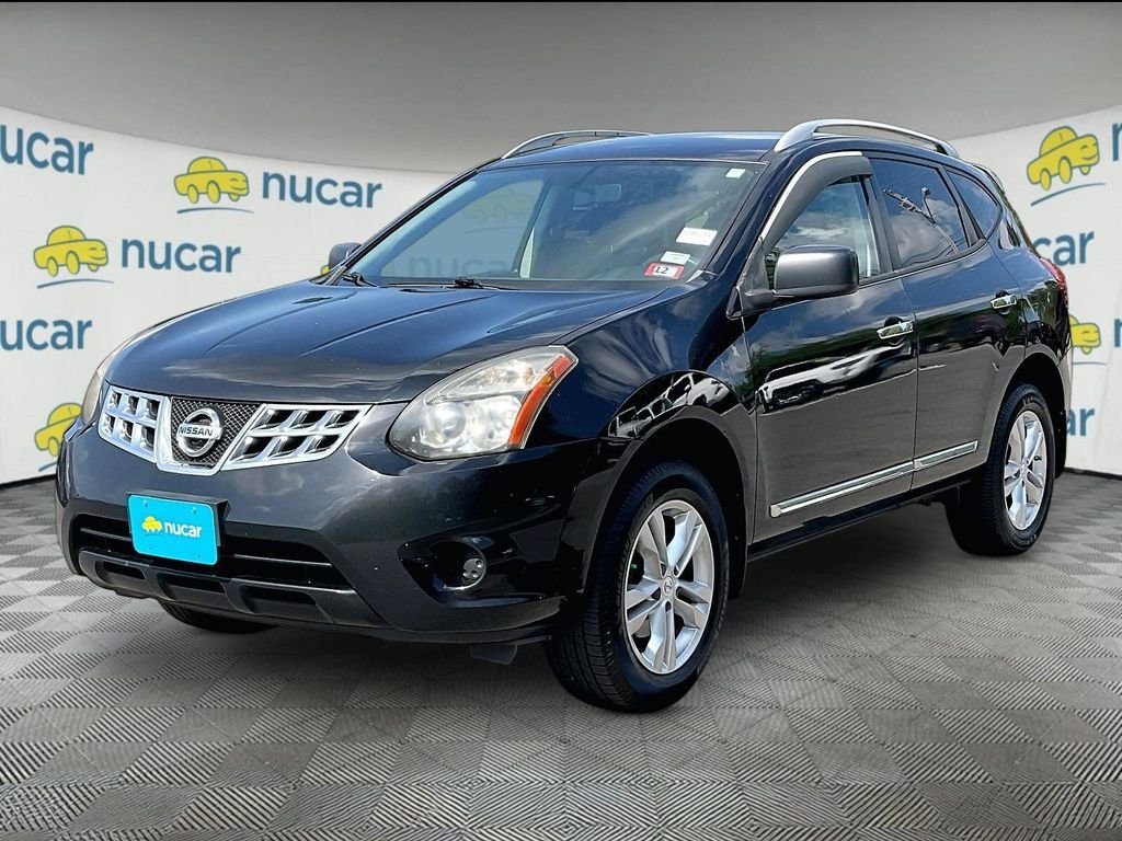 Used 2015 Black Nissan S image 3