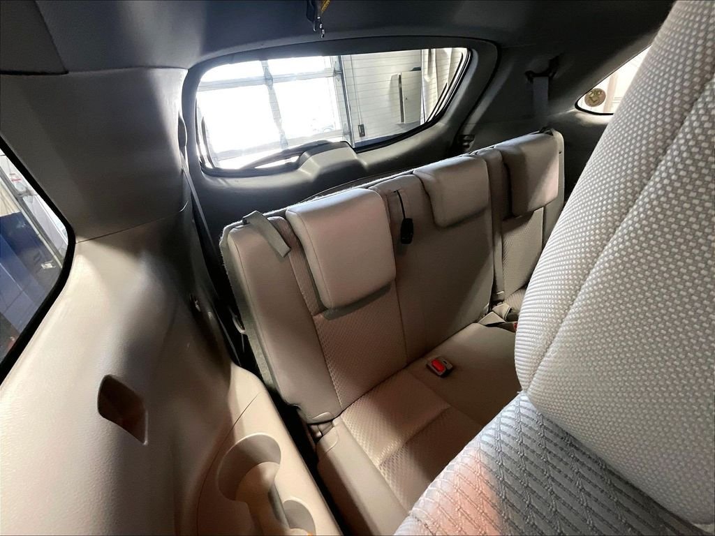 Used 2019 Gray Toyota LE image 17