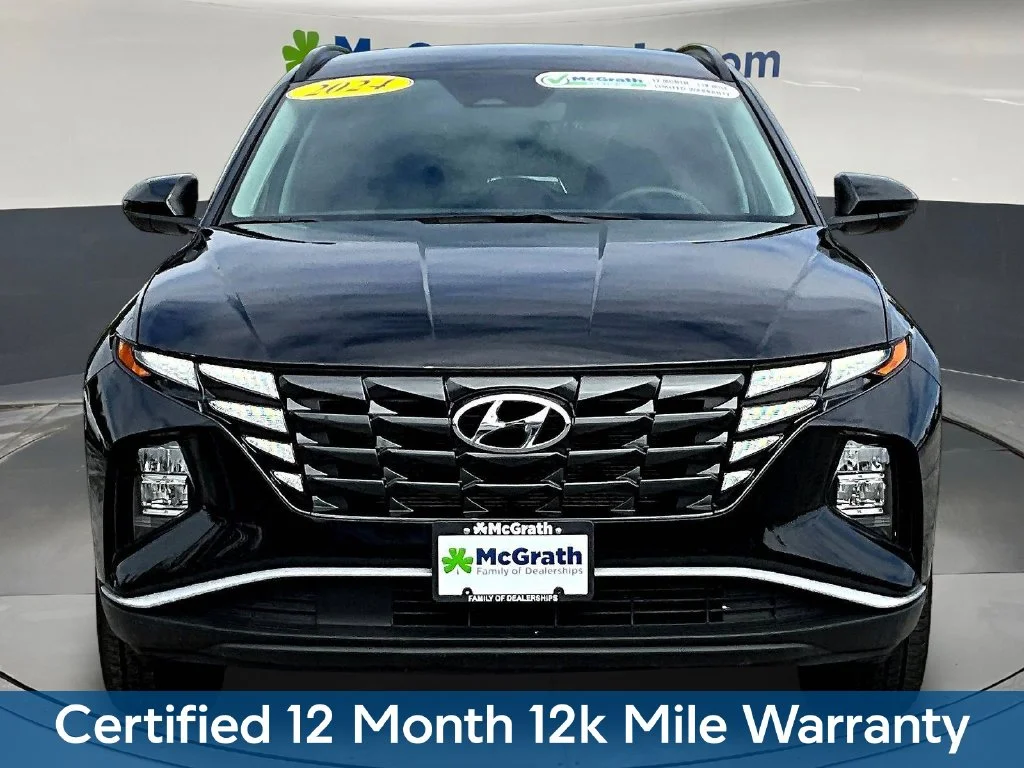 Certified Used 2024 Black Hyundai SEL image 2