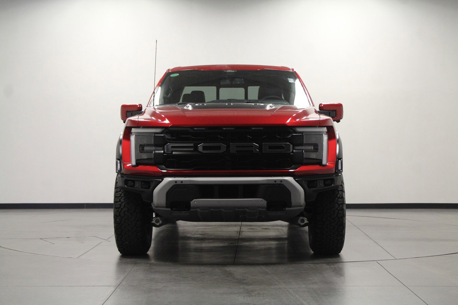 Used 2024 Rapid Red Metallic Tinted Clearcoat Ford Raptor image 9