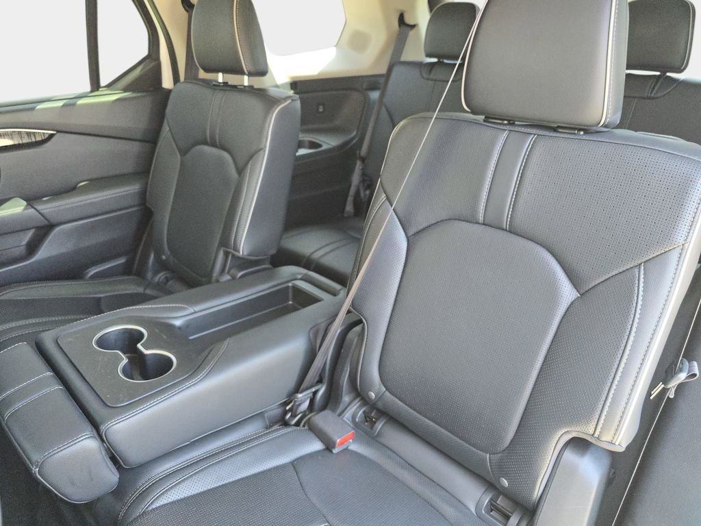 Used 2023  Honda Elite image 18