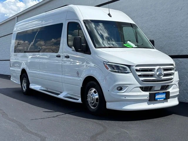 Used 2026 White Mercedes-Benz Midwest Automotive image 1