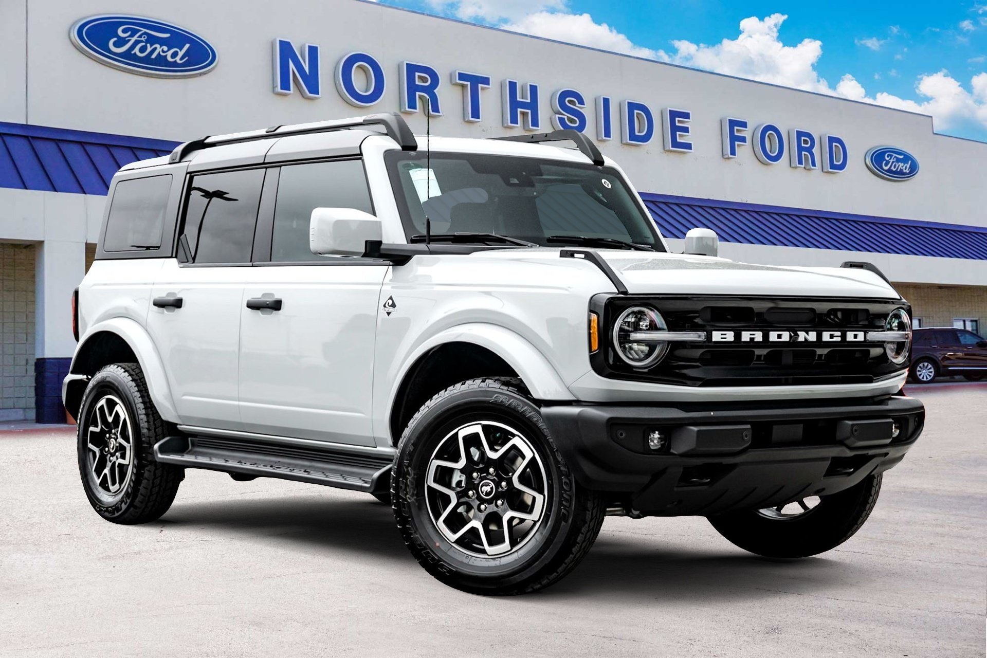New 2026 Avalanche Gray Ford Outer Banks image 1
