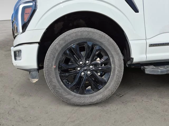 Certified Used 2024  Ford Lariat image 9