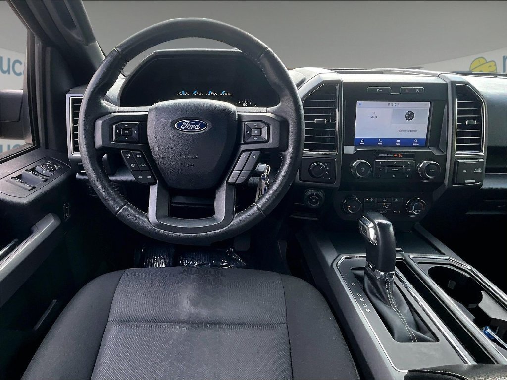 Used 2020 Black Ford XLT image 17