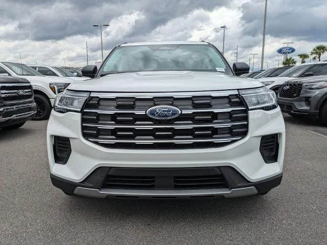 New 2026 Star White Metallic Tri-Coat Ford Active image 42