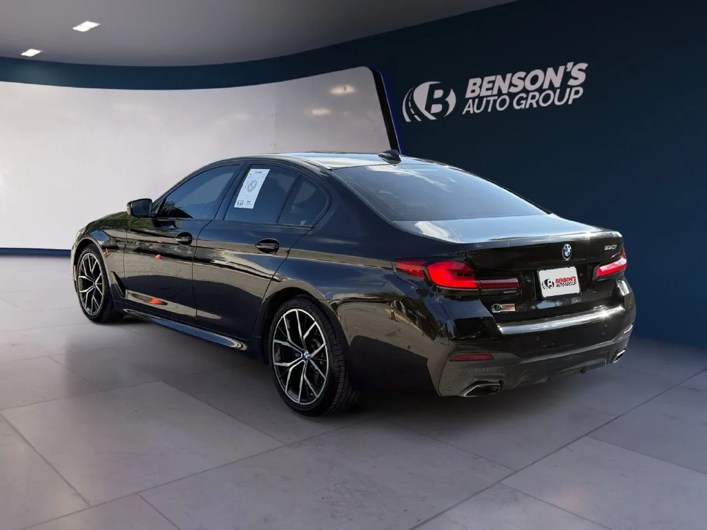 Used 2023 Black BMW 530i image 3