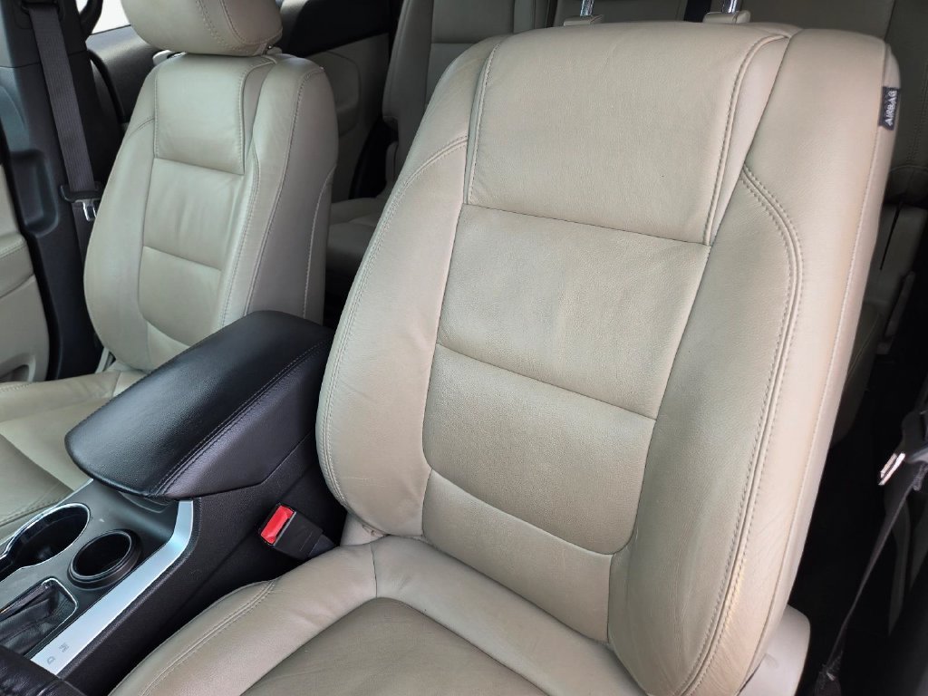 Used 2015 White Ford XLT image 16