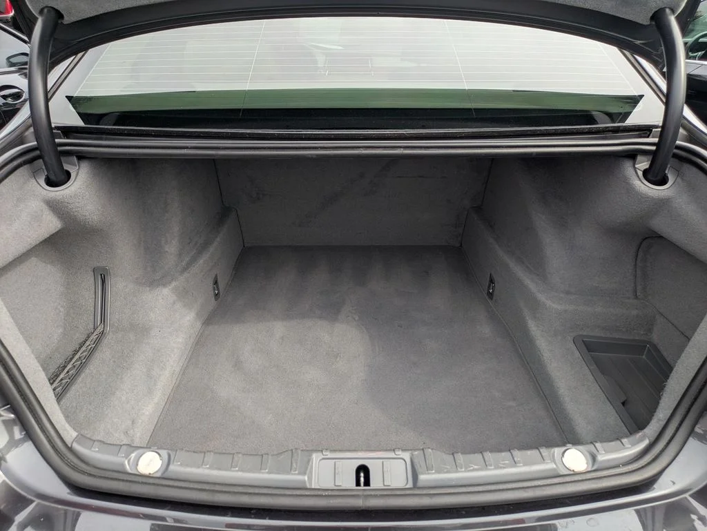 Used 2015 Gray BMW 750Li image 21