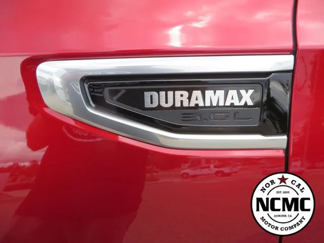 2023 GMC Yukon Denali - Photo 10