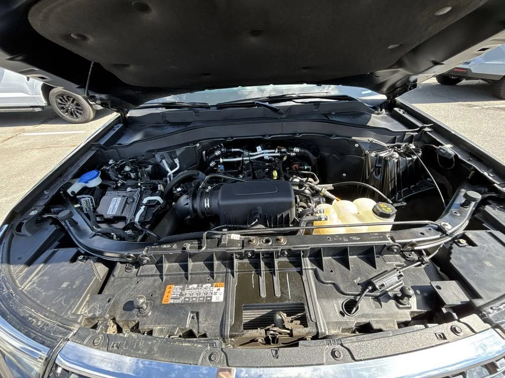 Used 2023 Gray Ford XLT image 17