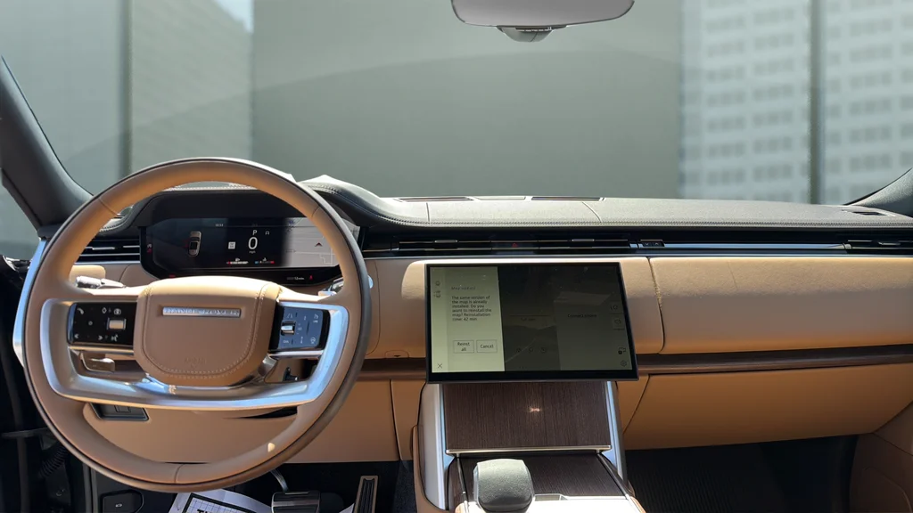 New 2026 Green Land Rover SE image 20
