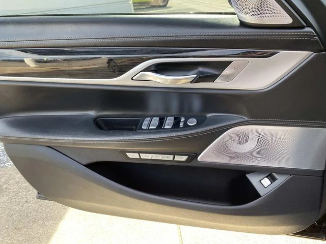 Used 2017 Black BMW M760i image 23