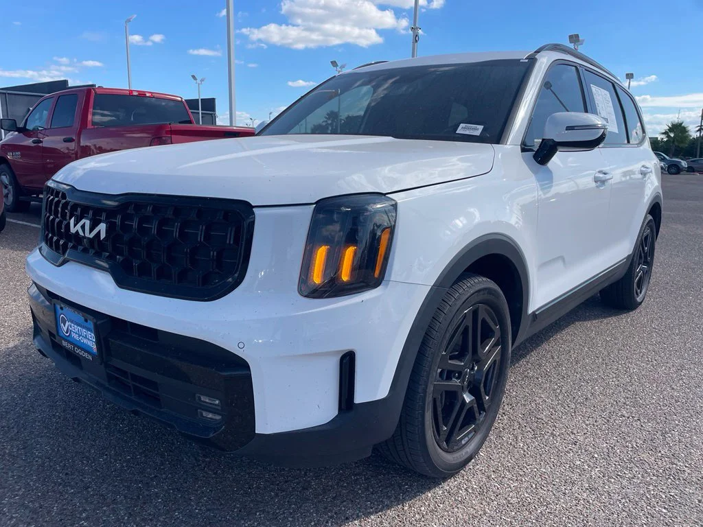 Used 2024 White Kia SX X-Line image 6
