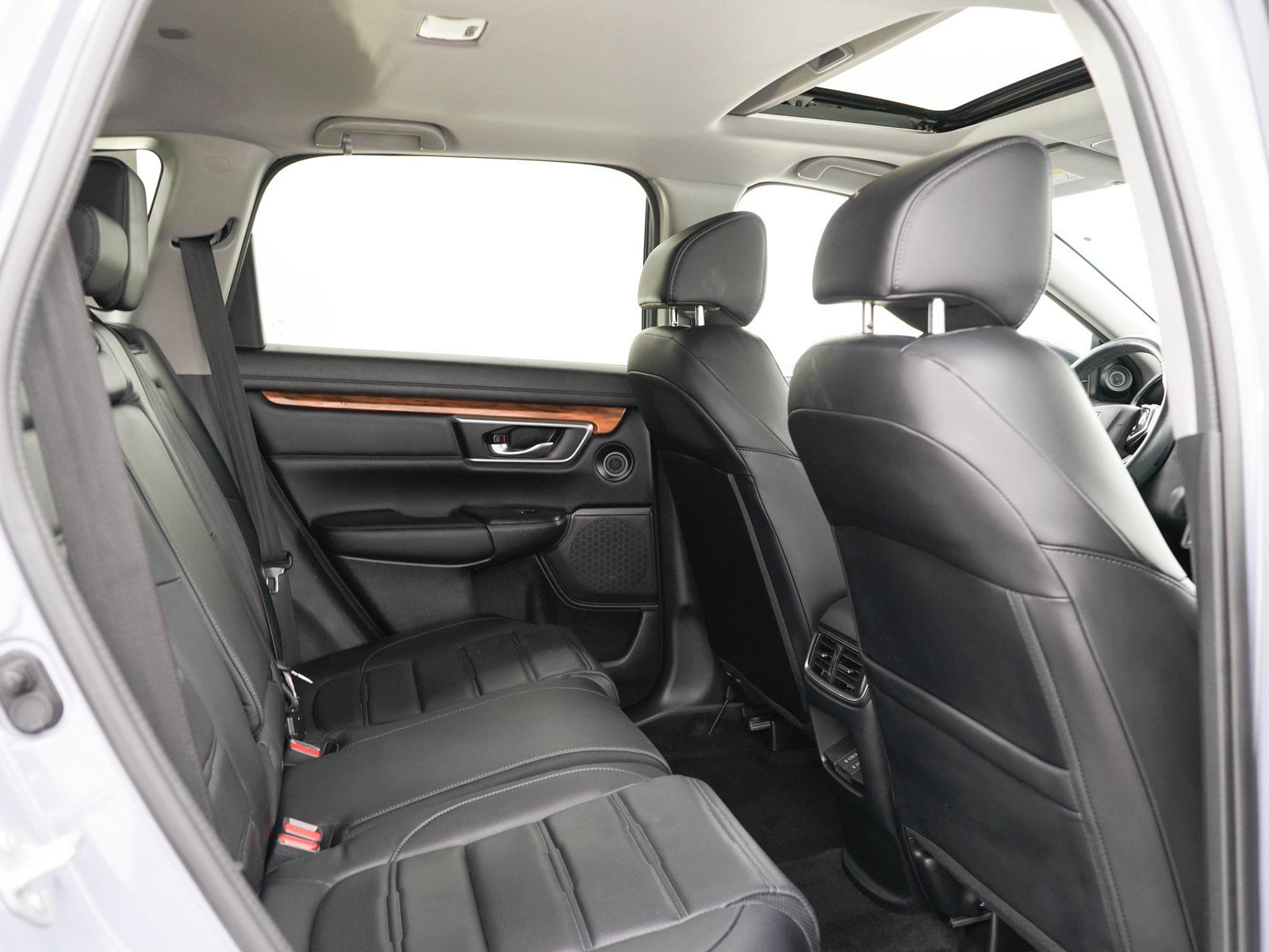 Used 2021  Honda Touring AWD image 15