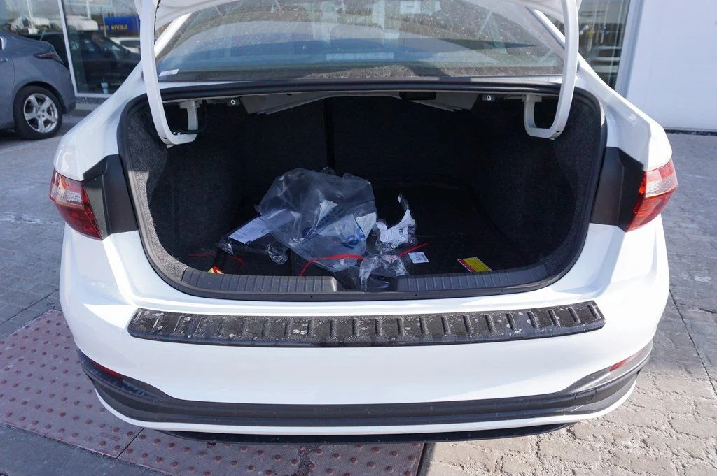 New 2026 White Volkswagen 1.5T Sport image 23