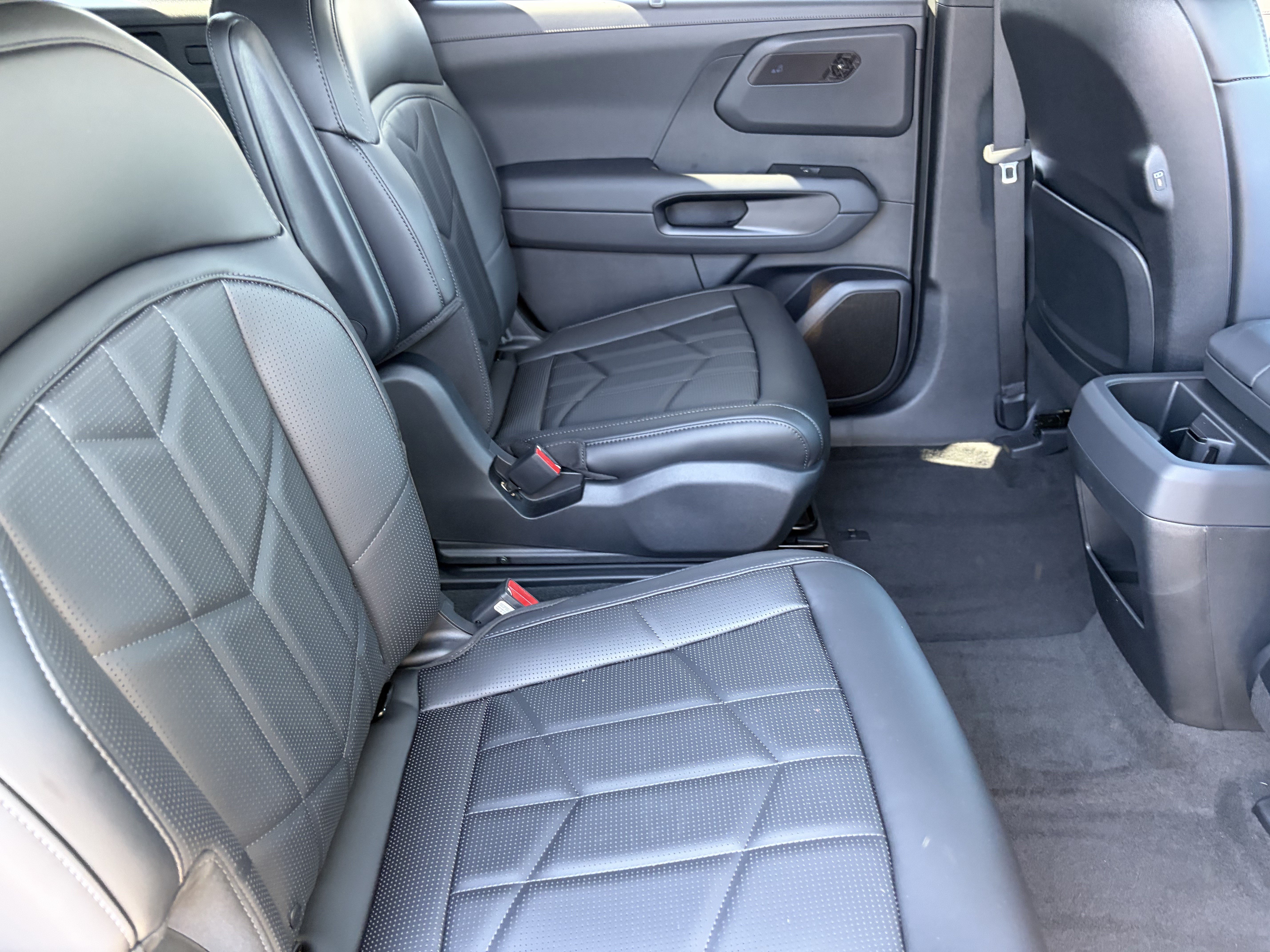 New 2027 Wolf Gray Kia X-PRO SX image 11
