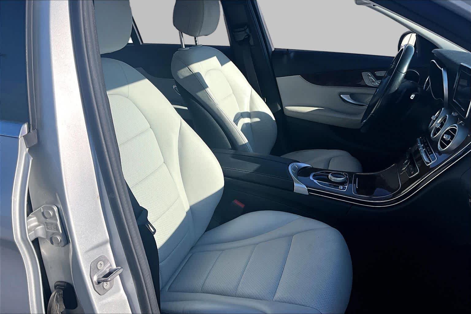 Used 2017 Iridium Silver Metallic Mercedes-Benz C 300 image 9