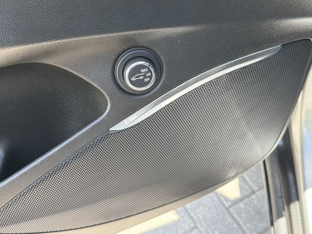 Used 2024 Moonstone Gray Metallic Buick Essence image 21
