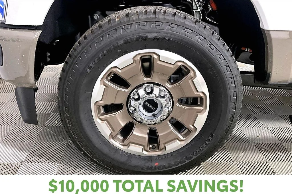 New 2026 Star White Metallic Tri-Coat Ford F-250® King Ranch® image 11