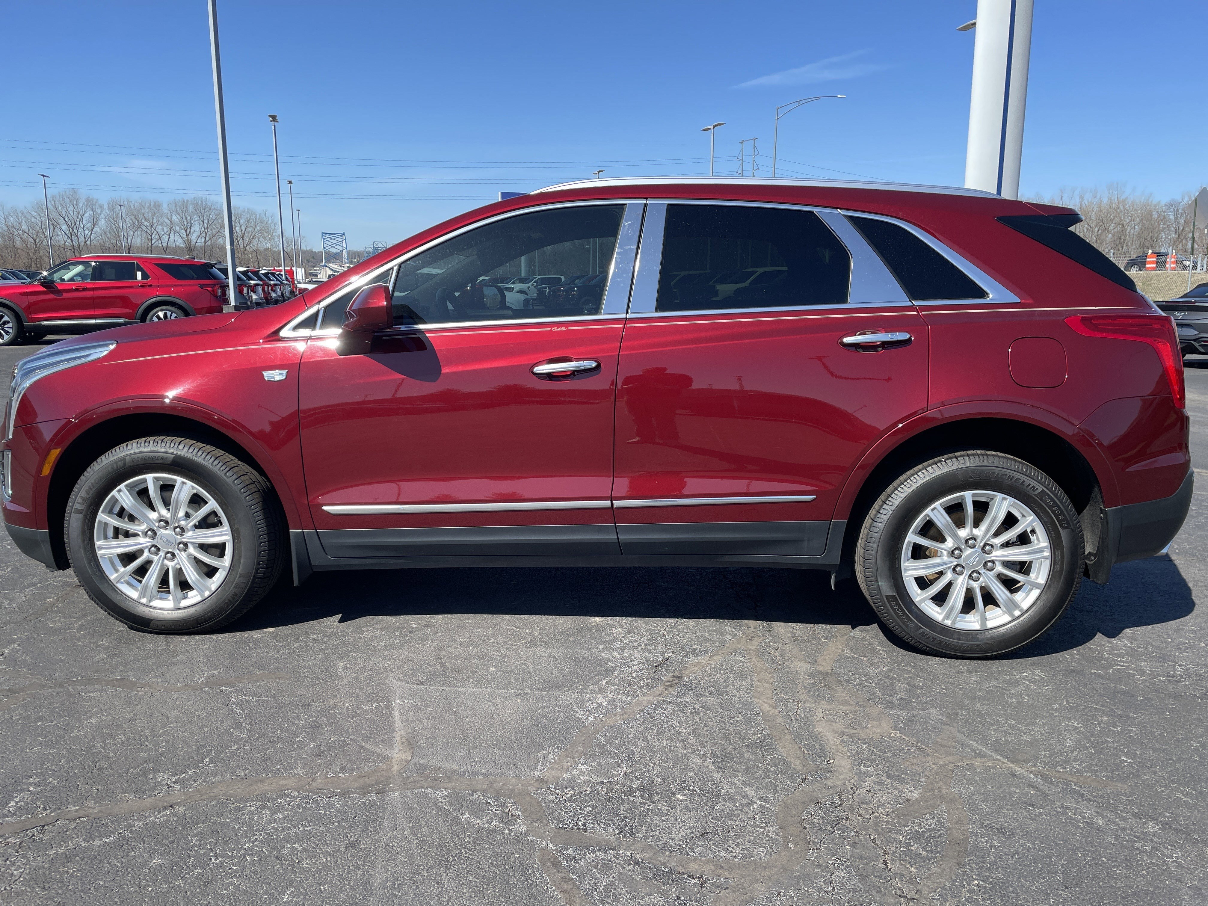 Used 2018 Cadillac XT5 Base with VIN 1GYKNARS9JZ152192 for sale in East Peoria, IL